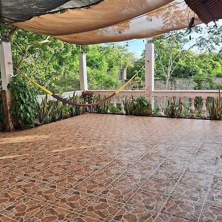 ואיאדוליד Villa Lirios חדר תמונה